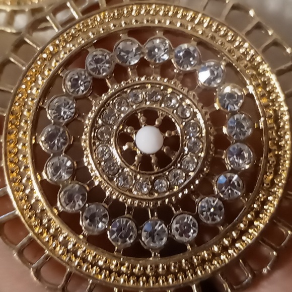 Layered Statement necklace gold tone crystals and beaded 16 -18- 20 + 4 in. - Picture 6 of 6